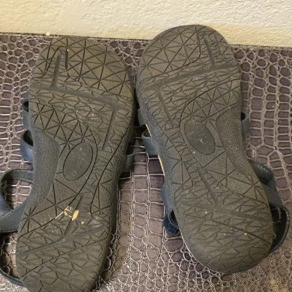 Earth Origins Gray Siana Leather Flats Size 10